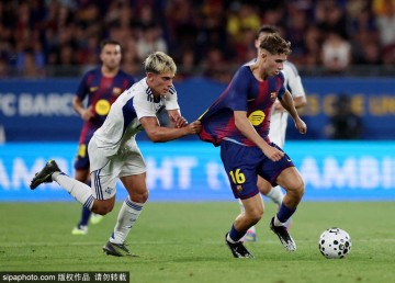 费尔南·洛佩斯拒绝切尔西邀约,深情告白巴萨球迷!