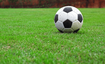 有着历史数据对比的绿茵直播,理解球队和球员的成长轨迹。