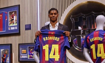 巴萨签西甲3000万锋霸接替莱万,拉什福德或被退货!成新三叉戟!