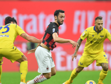 意甲巅峰对决燃情来袭!那不勒斯主场迎战维罗纳,剑指三分火力全开!