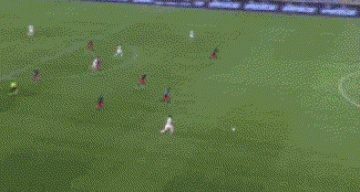 3-0，23岁意大利新星无敌单刀兜射，66岁萨里率意甲劲旅终结2连败