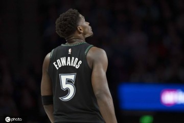 爱德华兹空砍35分戈贝尔12+16 鹈鹕胜森林狼