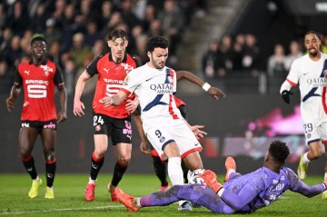 随着巴黎圣日耳曼爆大冷1-3,摩纳哥3-1,法甲最新积分榜出炉