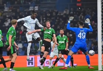 轮换主力仍大胜!国米5-0横扫萨索诺,阿坎吉处子球+劳塔罗追队史,齐沃执教封神