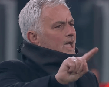 一场1-1!让穆帅争二大有希望:本菲卡差葡体3分,进前二可踢欧冠