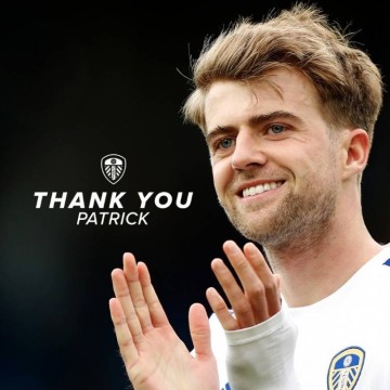 官方:利兹联与31岁前锋班福德解约 球员效力七年出战205场获两冠