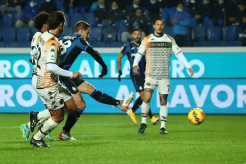 深度扫盘:从荷甲到西甲,12场杯赛焦点战解析,胜负/进球数一网打尽