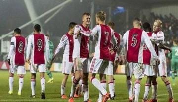 欧冠前瞻:PSV埃因霍温 VS 马德里竞技,深度分析比分前瞻