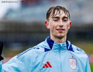欧冠冠军即将买下7000万新中卫:樱桃出品新人,比怀森天赋还高