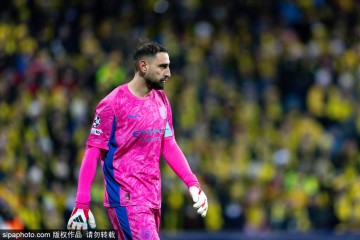 欧冠-爆冷!罗德里染红 十人曼城1-3送博德闪耀首胜