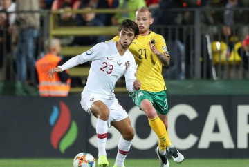 热刺状态依旧摇摆不定,利物浦有望乘胜追击吗?