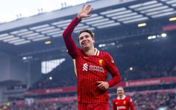 留队是对还是错?27岁基耶萨迎生涯低谷,17岁新星成他竞争对手