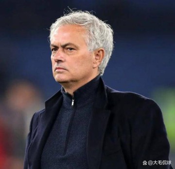 引起众怒!穆里尼奥或晚节不保,执教本菲卡竟成生涯最差