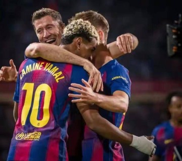 西甲第7轮凭借着孔德和莱万的进球 巴萨2-1逆转击败皇家社会