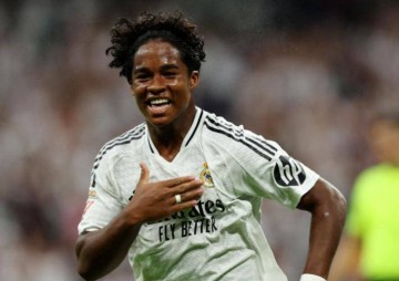 官宣加盟!皇马新大罗亮相法甲赛场,传射俱佳天赋爆发,剑指2026世界杯