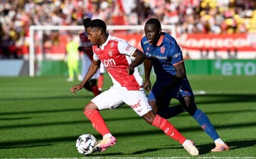 22岁巴萨旧将法蒂在法甲赛场绽放光芒,双响炮助摩纳哥2场不败