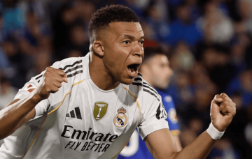 11场轰15球!皇马最强大腿诞生,领跑两大射手榜,身价比亚马尔低