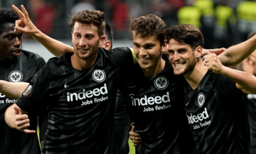 26026期胜负彩足彩:德甲两烂相争谁能脱坑