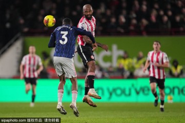 英超-四分领跑!马丁内利失绝杀单刀 阿森纳1-1布伦特福德