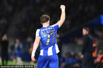 巴萨更衣室密谋！阿劳霍生日晚宴背后的冲冠决心