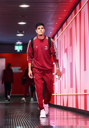 5200万新援首秀推迟!因卡皮耶今天替补未登场,阿森纳用完5换人