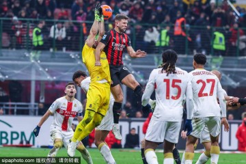 菲尔克鲁格闪耀米兰!德国前锋斩获首球成意甲历史新星