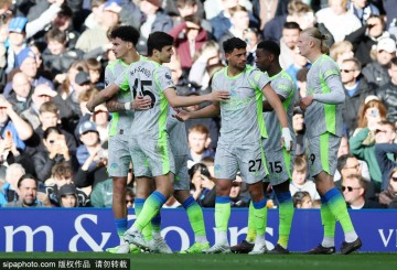 英超-多库破门谢尔基助攻双响 曼城3-0切尔西距枪手6分