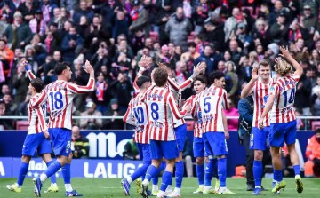 西甲第21轮激情对决:马德里竞技主场3比0完胜马略卡