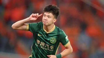 德甲只给50万?看完那个停球失误,才懂这300万年薪全是泡沫