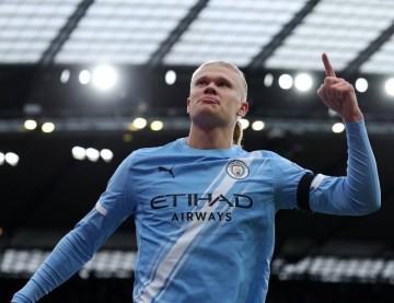 49场50球!哈兰德距欧冠纪录仅90球,10年内能超梅西和C罗吗?