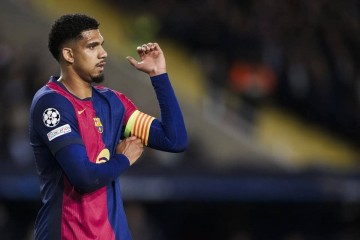 引进尼科,放弃天坑队长,巴萨选择难题震撼人心