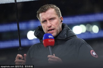 法兰克福为何解雇功勋主帅托普穆勒?背后真相揭晓!