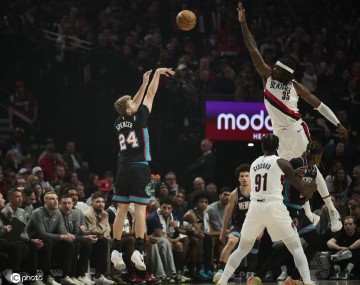 斯宾塞18分克林根13+17 灰熊不敌开拓者