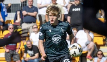 官方:圣约翰斯通宣布16岁小将卡伦-哈米尔转会加盟阿森纳