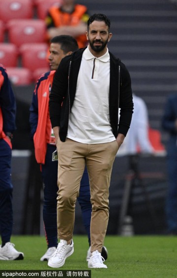 曼联主帅鲁本·阿莫林:信任与质疑交织,未来何去何从?