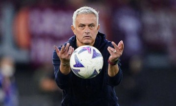 穆里尼奥回归本菲卡，面临魔鬼赛程挑战欧冠