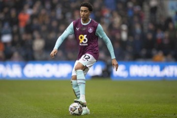 官方:伯恩利买断切尔西后卫汉弗莱斯 据悉转会费总价1470万镑