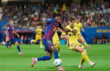 因迟到沦为替补!拉什福德戴罪立功:连续2轮西甲送助攻