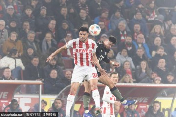 德甲战火重燃:拜仁两回合狂灌莱比锡11球,稳坐积分榜头把交椅!