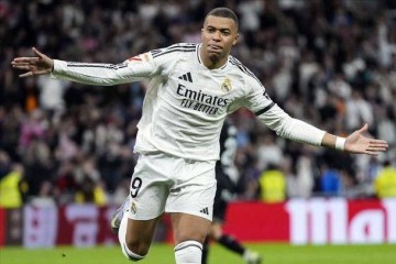 2-0,皇马揽84分获亚军,26岁姆巴佩轰入赛季第43球+剑指西甲金靴