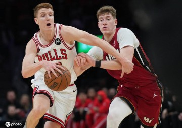 多森姆29+8+9拉尔森22分 残阵公牛复仇热火