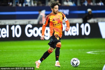 西甲激战:姆巴佩双响炮,皇马4-0大胜瓦伦西亚,距离巴萨更进一步!