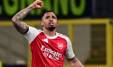 欧冠夺冠热门呼之欲出:阿森纳豪取疯狂7连胜,阿尔特塔铸就队史新辉煌