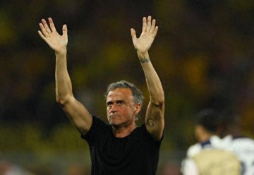 世俱杯首战:巴黎圣日耳曼对阵马德里竞技,16亿欧元交锋,三大亮点解析