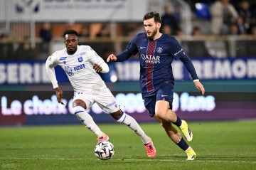 1-0,金球奖先生发威,巴黎圣日耳曼5连胜,暂时坐上法甲榜首宝座