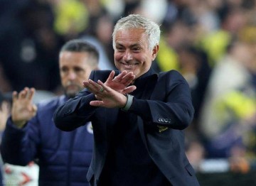 不厚道！穆帅下课，费内巴切却连签阿森西奥、埃德森等多名悍将