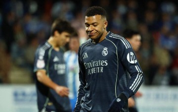 后防再现漏洞!姆巴佩造三球助皇马险胜晋级国王杯16强 西甲劲旅爆冷出局