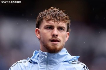22岁希望之星被雪藏:两个月零出战自信尽失,回利物浦成唯一选项
