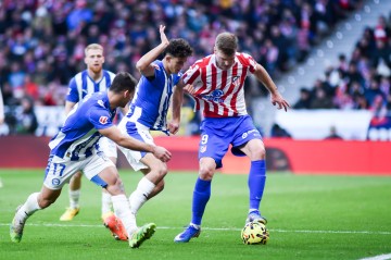 (体育)足球——西甲:马德里竞技胜阿拉维斯