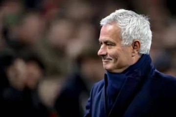 63岁穆帅狂喜!100分钟遭绝平 葡超巨无霸2轮丢5分:本菲卡有希望